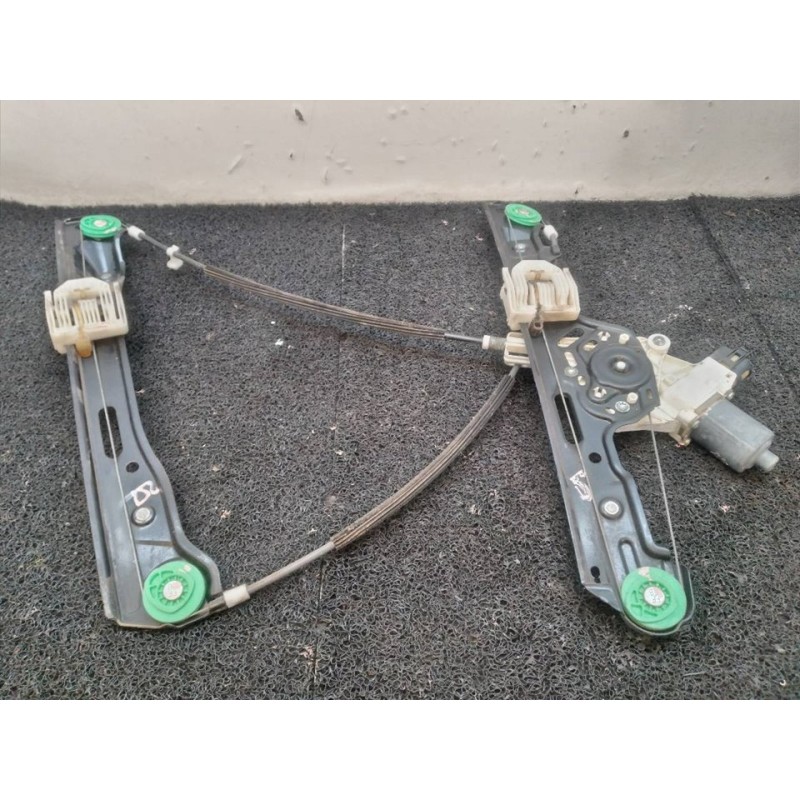 Recambio de elevalunas delantero derecho para bmw serie 1 berlina (e81/e87) 116i referencia OEM IAM 0130822227 - Gris 4