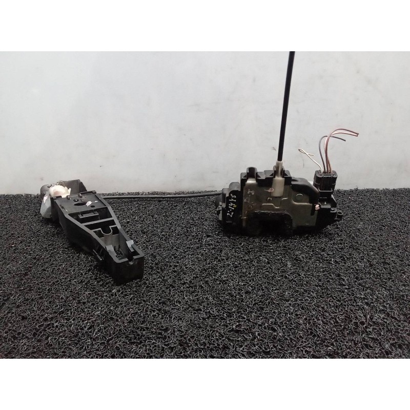 Recambio de cerradura puerta delantera izquierda para renault clio iii authentique referencia OEM IAM 20605CXD1  