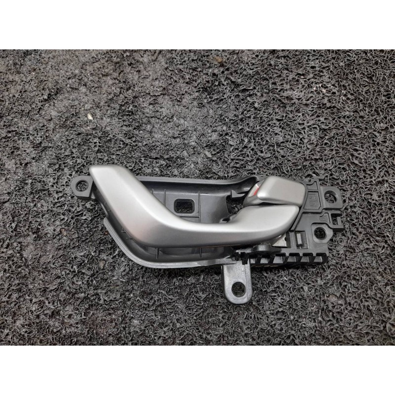 Recambio de maneta interior delantera derecha para hyundai ioniq klass hybrid referencia OEM IAM 82623G2000  