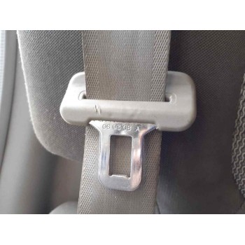 CINTURON SEGURIDAD TRASERO DERECHO 
