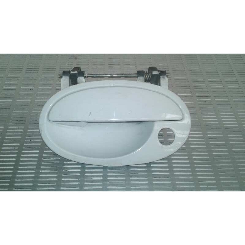 Recambio de maneta exterior delantera izquierda para opel corsa c 1.3 16v cdti cat (z 13 dt / ln9) referencia OEM IAM - Blanco
