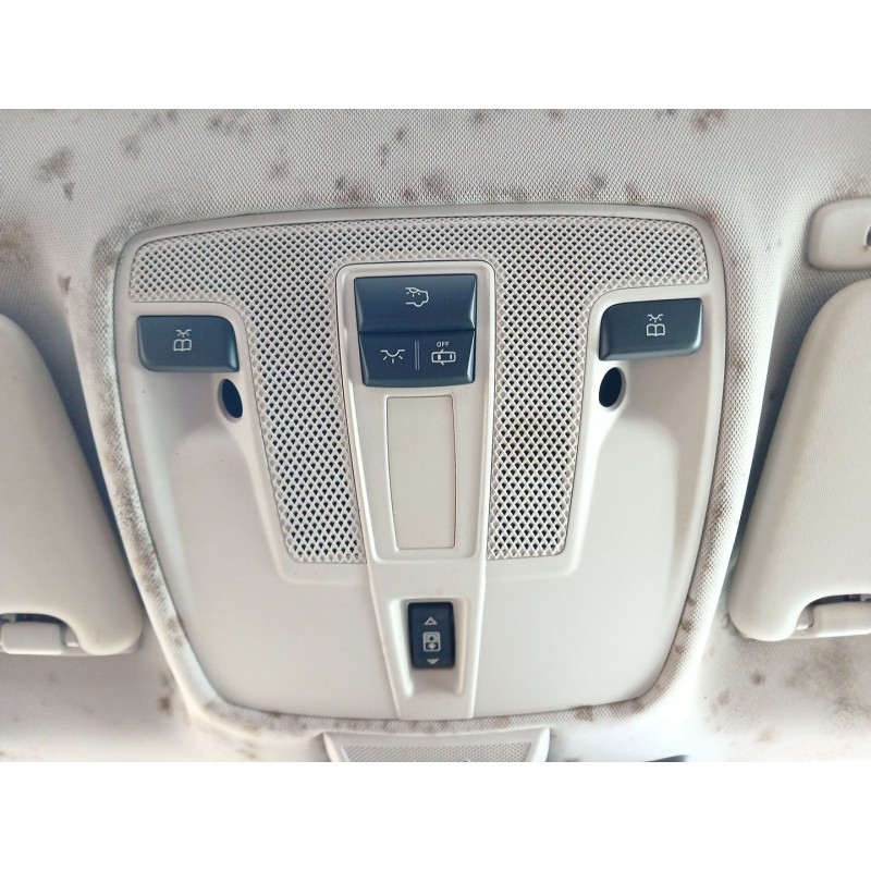 Recambio de luz interior para infiniti qx30 2.2 d awd referencia OEM IAM - Negro 2