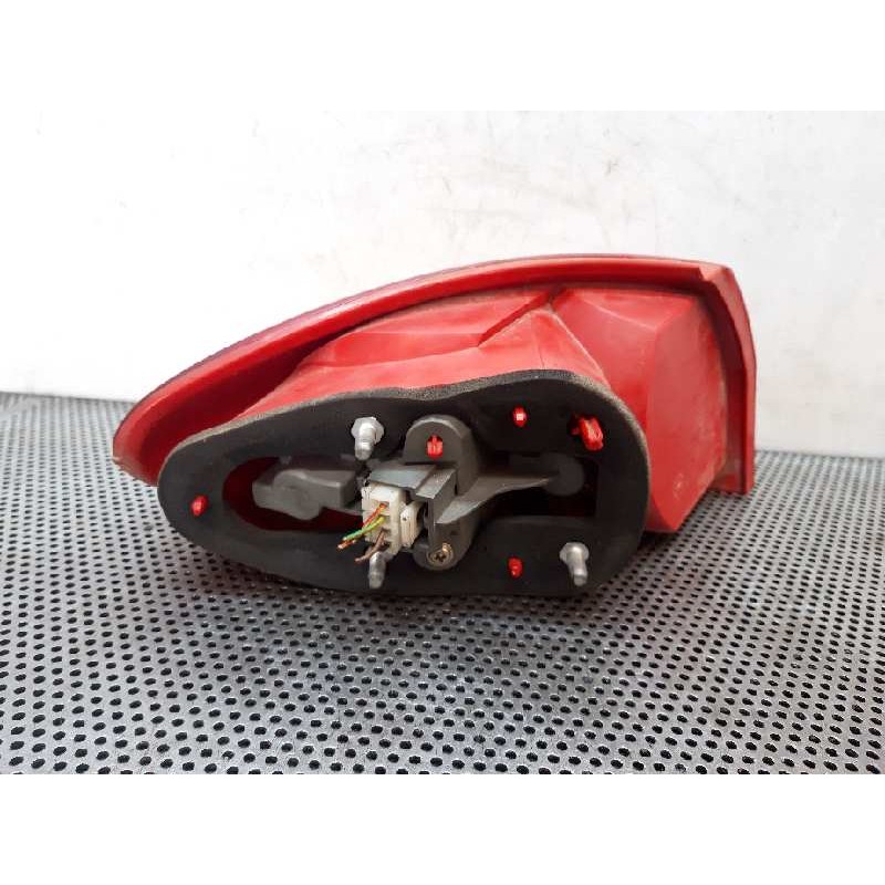 Recambio de piloto trasero derecho para alfa romeo 147 (190) 1.6 t.spark eco distinctive referencia OEM IAM - Rojo 3