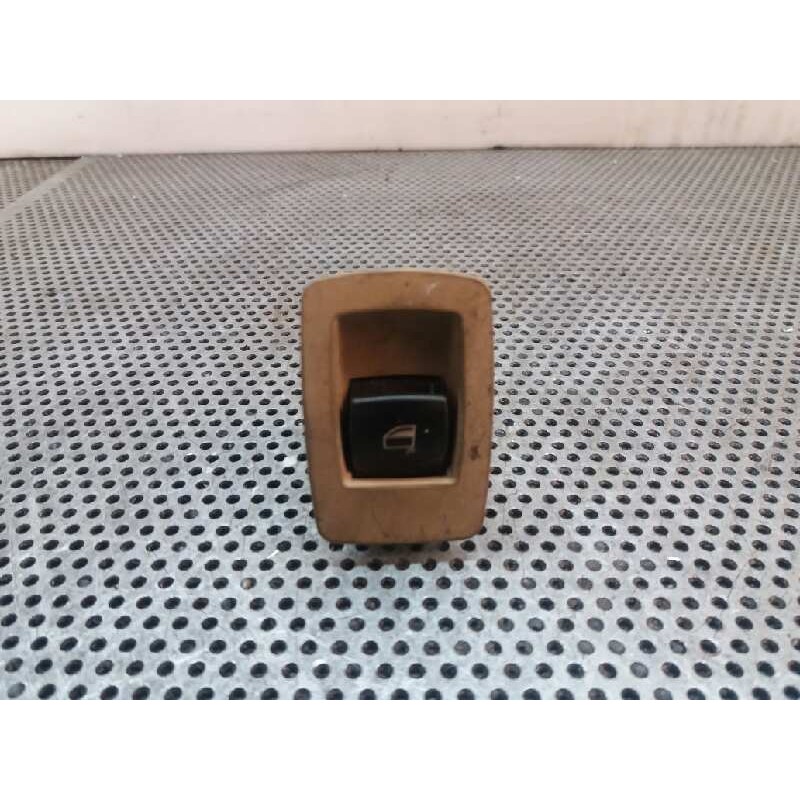 Recambio de mando elevalunas trasero derecho para bmw serie 3 berlina (e90) 320d referencia OEM IAM   