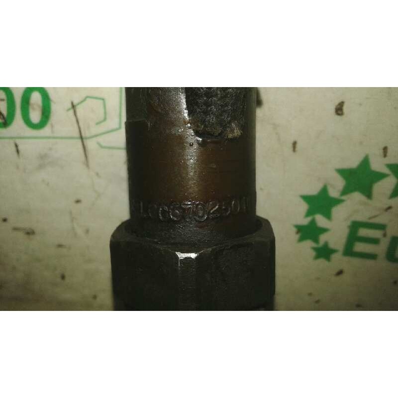 Recambio de inyector para nissan serie l 35.08 referencia OEM IAM NLCC6702501C 2