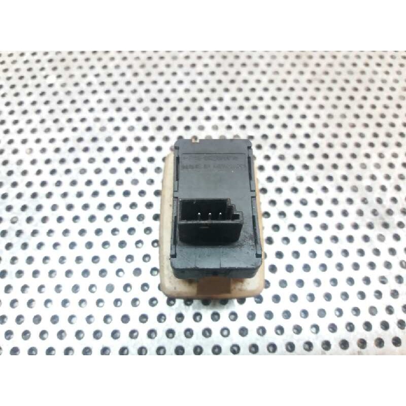 Recambio de mando elevalunas trasero izquierdo para bmw serie 3 berlina (e90) 320d referencia OEM IAM - Negro 2