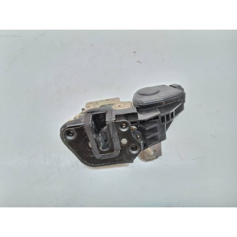 Recambio de cerradura puerta delantera derecha para hyundai elantra (xd) 1.6 comfort (5-ptas.) referencia OEM IAM   