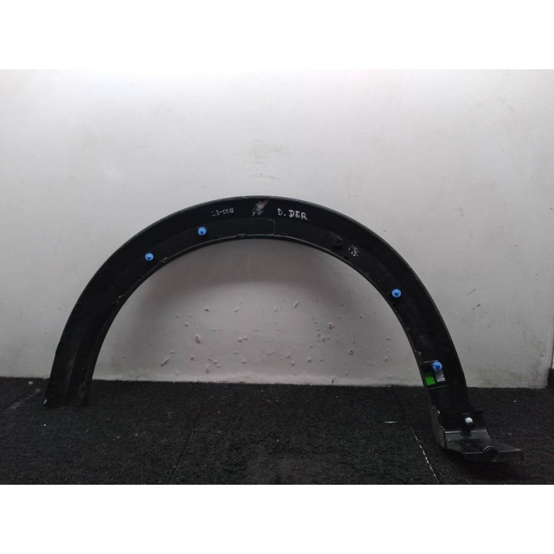 Recambio de aletin delantero derecho para dacia sandero iii stepway comfort referencia OEM IAM 638124934R - Rojo 3