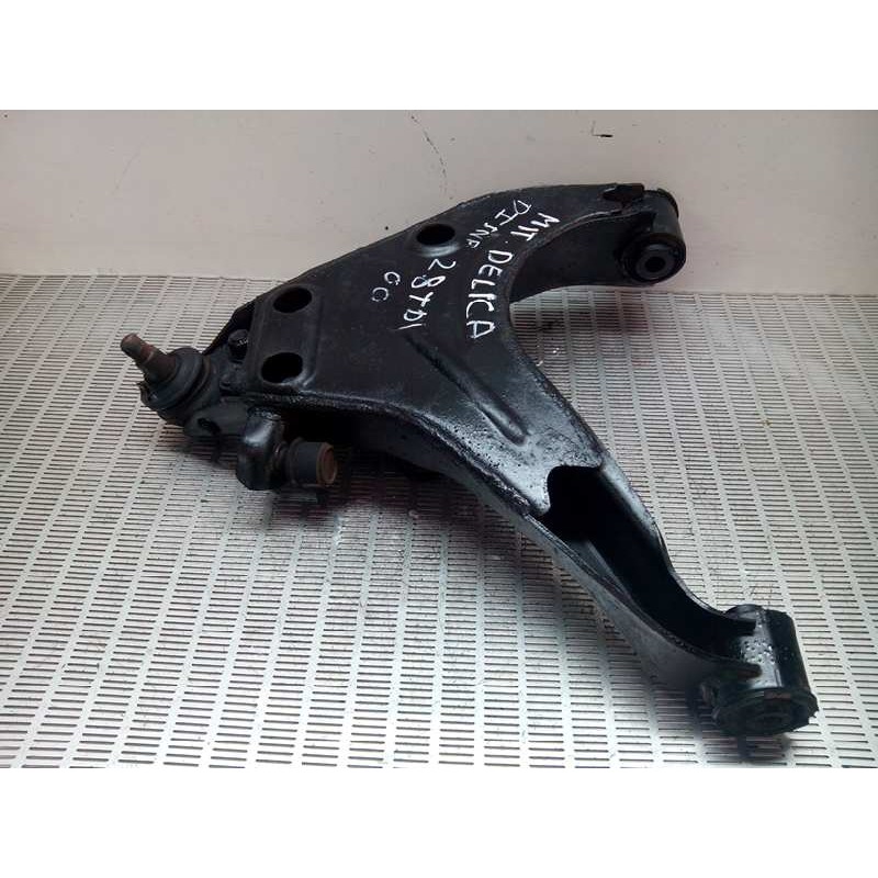 Recambio de brazo suspension inferior delantero izquierdo para mitsubishi delica referencia OEM IAM   