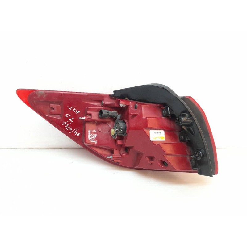 Recambio de piloto trasero derecho para kia sportage drive 4x2 referencia OEM IAM 2