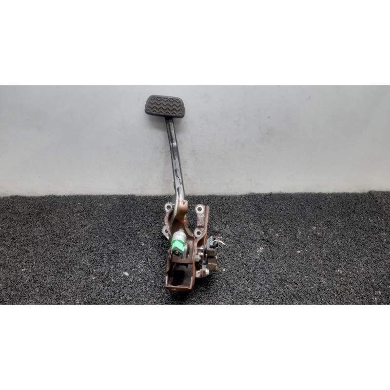 Recambio de pedal freno para toyota prius (nhw20) sol referencia OEM IAM 8951047010  