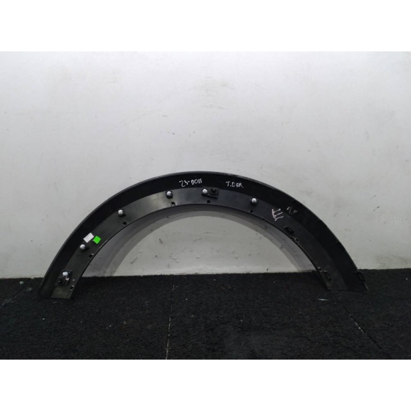 Recambio de aletin trasero derecho para dacia sandero iii stepway comfort referencia OEM IAM 788A26353R - Rojo 3