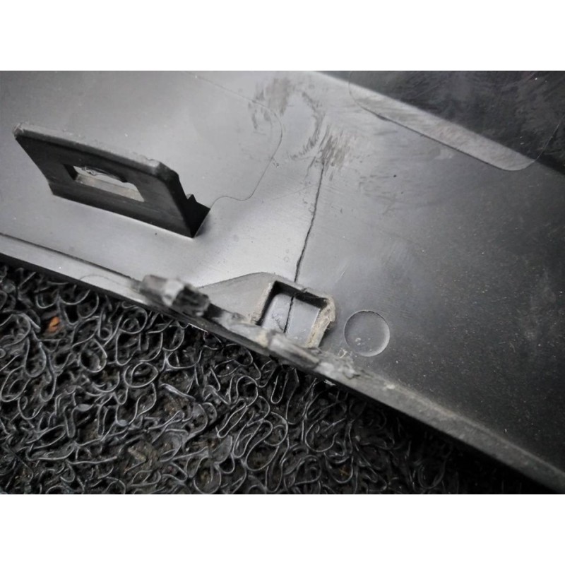 Recambio de aletin trasero derecho para dacia sandero iii stepway comfort referencia OEM IAM 788A26353R - Rojo 5