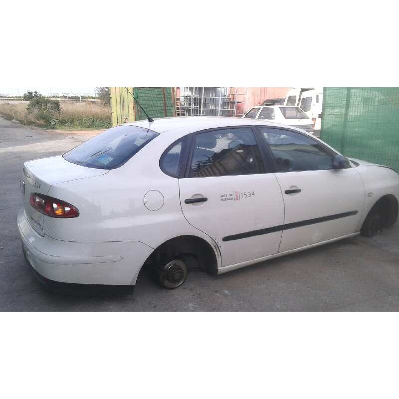 seat cordoba berlina (6l2) del año 2003