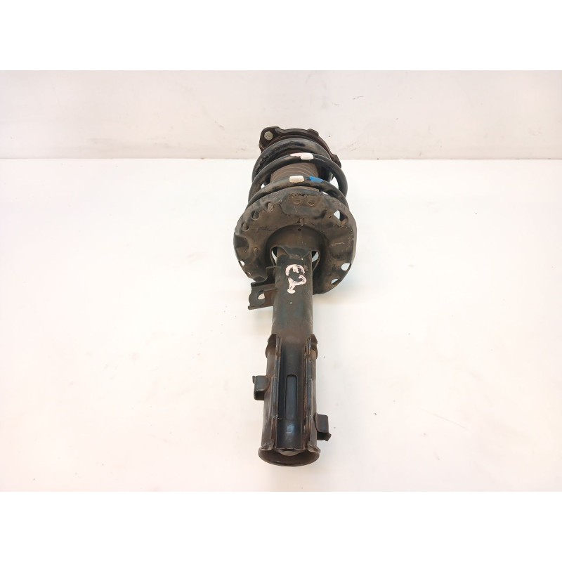 Recambio de amortiguador delantero derecho para kia xceed (cd) 1.0 t-gdi referencia OEM IAM 7RAR54661J7RA0  