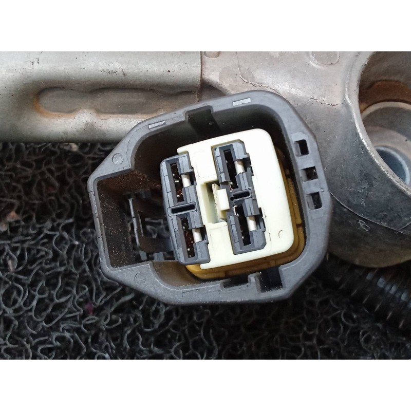 Recambio de motor limpia delantero para ford c-max trend referencia OEM IAM V16333 - Blanco 2