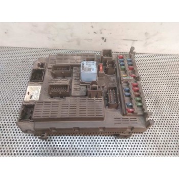 CAJA RELES / FUSIBLES 9637466180 