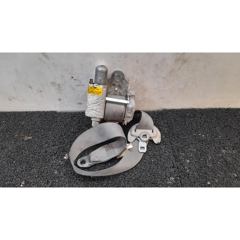 Recambio de cinturon seguridad delantero derecho para toyota prius (nhw20) sol referencia OEM IAM - Blanco 2