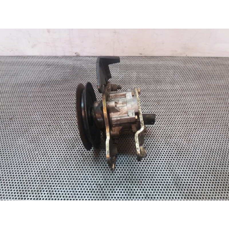 Recambio de bomba direccion para nissan atleon 120 referencia OEM IAM - Blanco 4