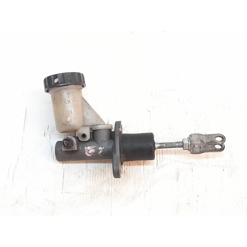 Recambio de bomba embrague para nissan terrano/terrano.ii (r20) 2.7 turbodiesel referencia OEM IAM - Blanco 3