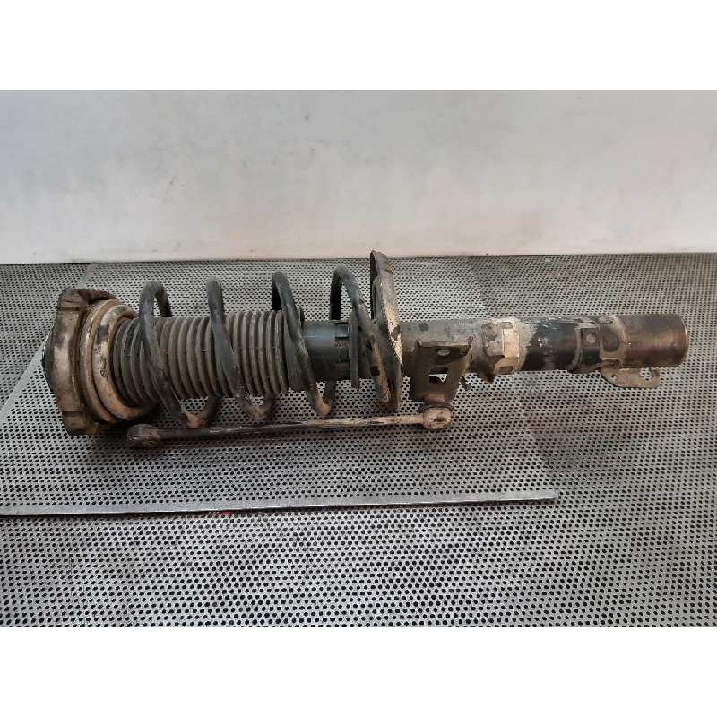 Recambio de amortiguador delantero derecho para audi a2 (8z) 1.4 tdi (55kw) referencia OEM IAM   