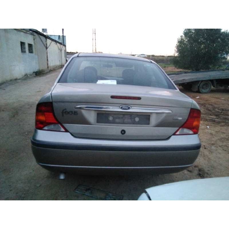 ford focus berlina (cak) del año 2003