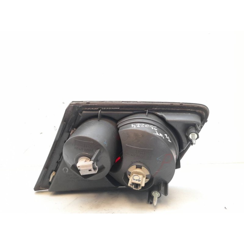 Recambio de piloto trasero izquierdo interior para mazda 6 berlina (gg) 1.8 active (5-ptas.) referencia OEM IAM - Negro 2