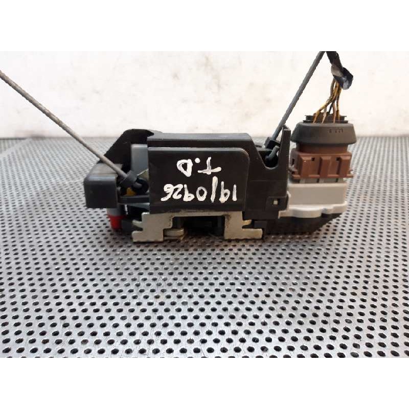 Recambio de cerradura puerta trasera derecha para peugeot 406 berlina (s1/s2) srdt referencia OEM IAM   