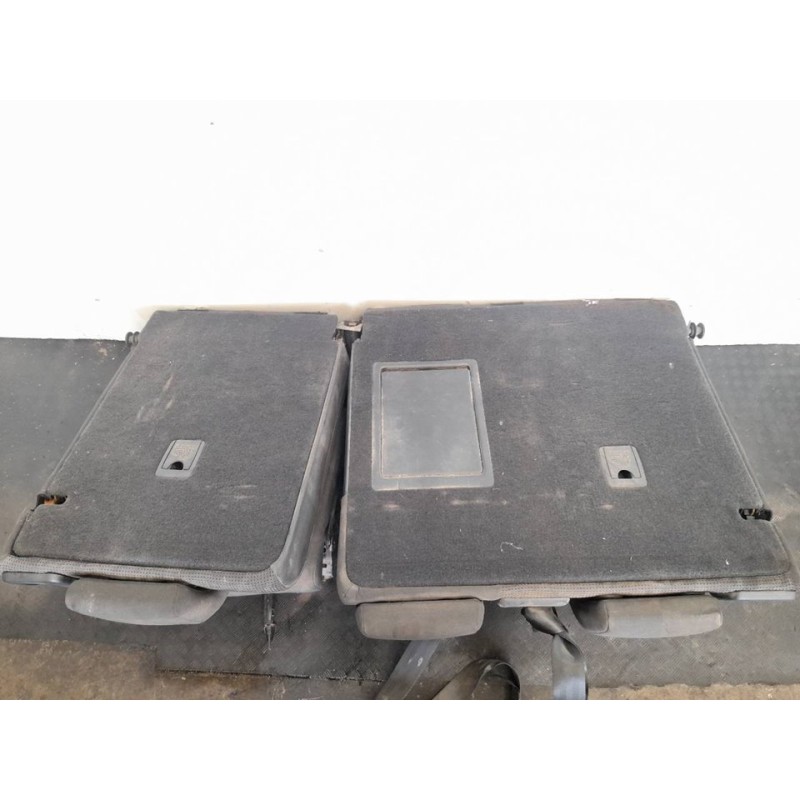 Recambio de asientos traseros para peugeot 3008 active referencia OEM IAM - Negro 3
