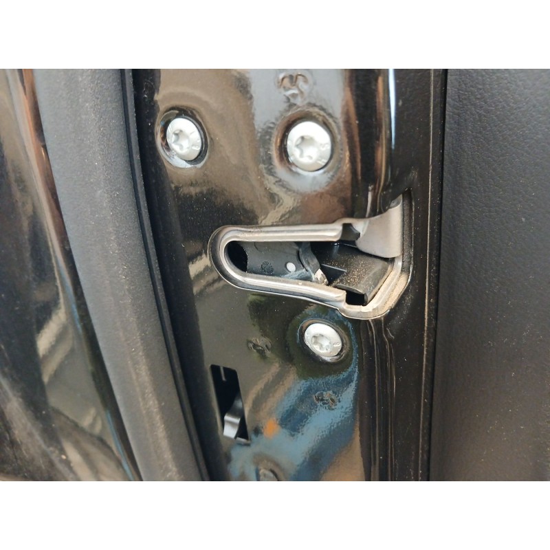 Recambio de cerradura puerta trasera izquierda para infiniti qx30 2.2 d awd referencia OEM IAM   