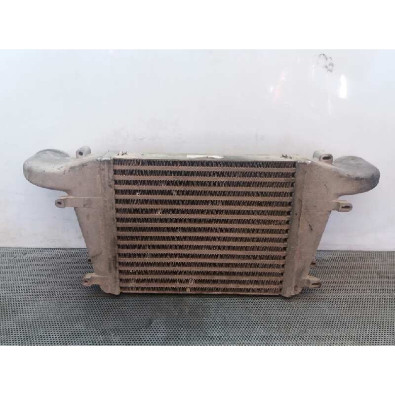 Recambio de intercooler para nissan atleon 120 referencia OEM IAM - Blanco 2