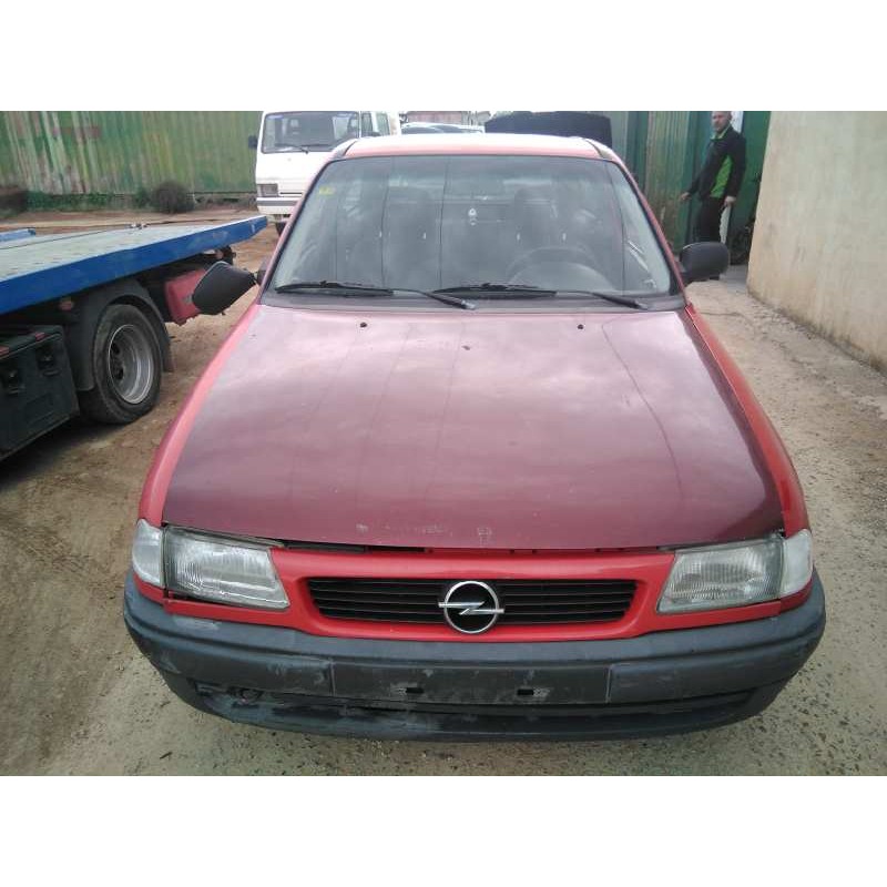 opel astra f berlina del año 1997