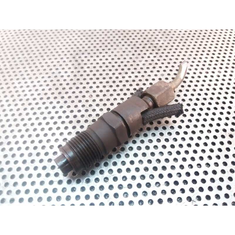 Recambio de inyector para nissan trade 75 2.3 d referencia OEM IAM 969091 BOSCH 