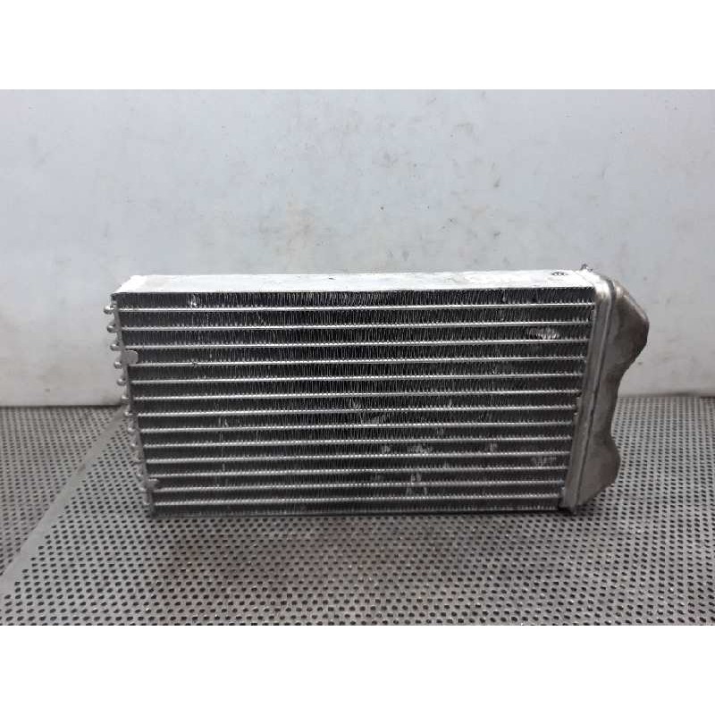 Recambio de radiador calefaccion / aire acondicionado para nissan primastar (x83) combi 6 asientos batalla 2,96t referencia OEM - Blanco 2