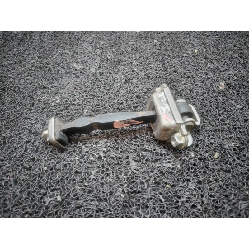 Recambio de retenedor puerta trasera izquierda para fiat croma (194) 1.9 8v multijet active referencia OEM IAM   