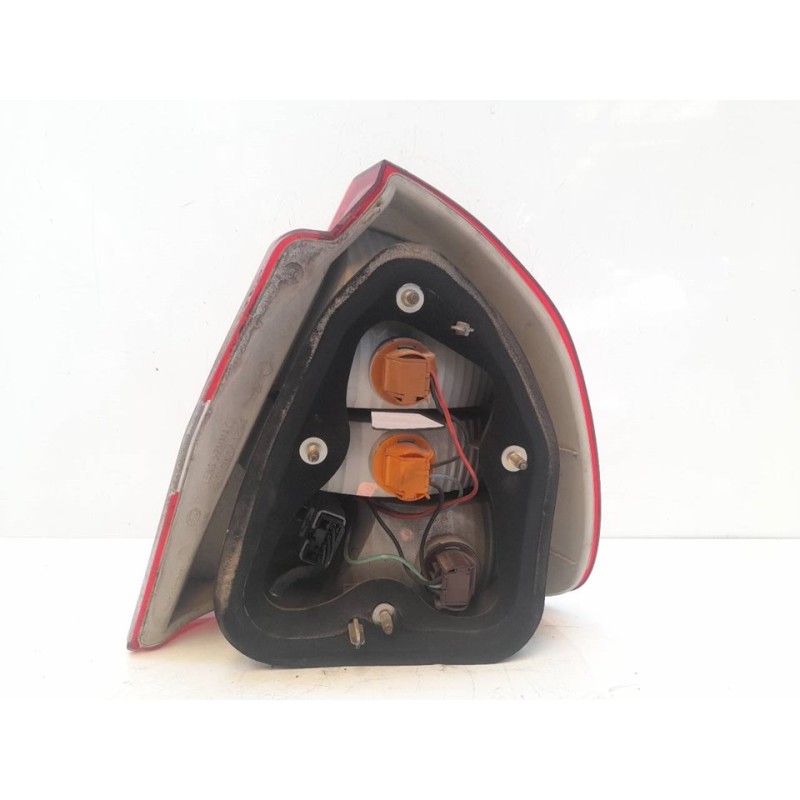 Recambio de piloto trasero izquierdo para mitsubishi carisma berlina 5 (da0) 1900 di-d comfort referencia OEM IAM 2