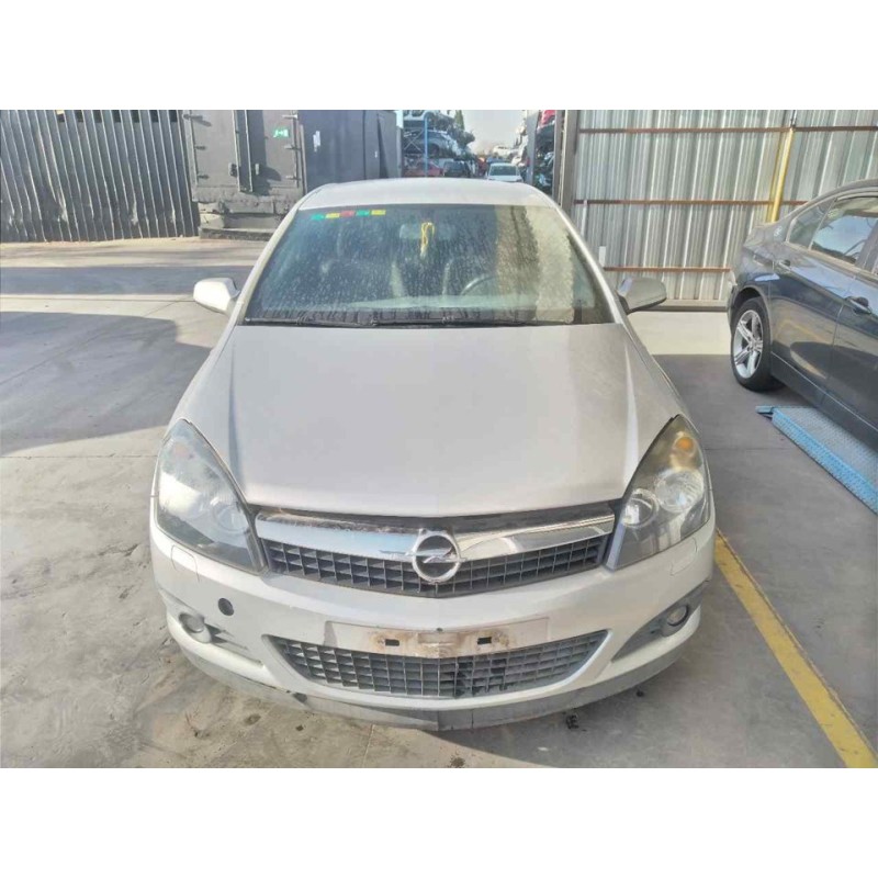 opel astra gtc del año 2007