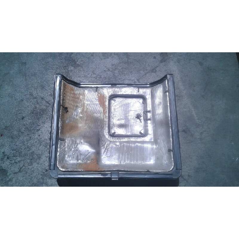 Recambio de tapa superior motor para nissan trade 75 2.3 d referencia OEM IAM - Blanco 2