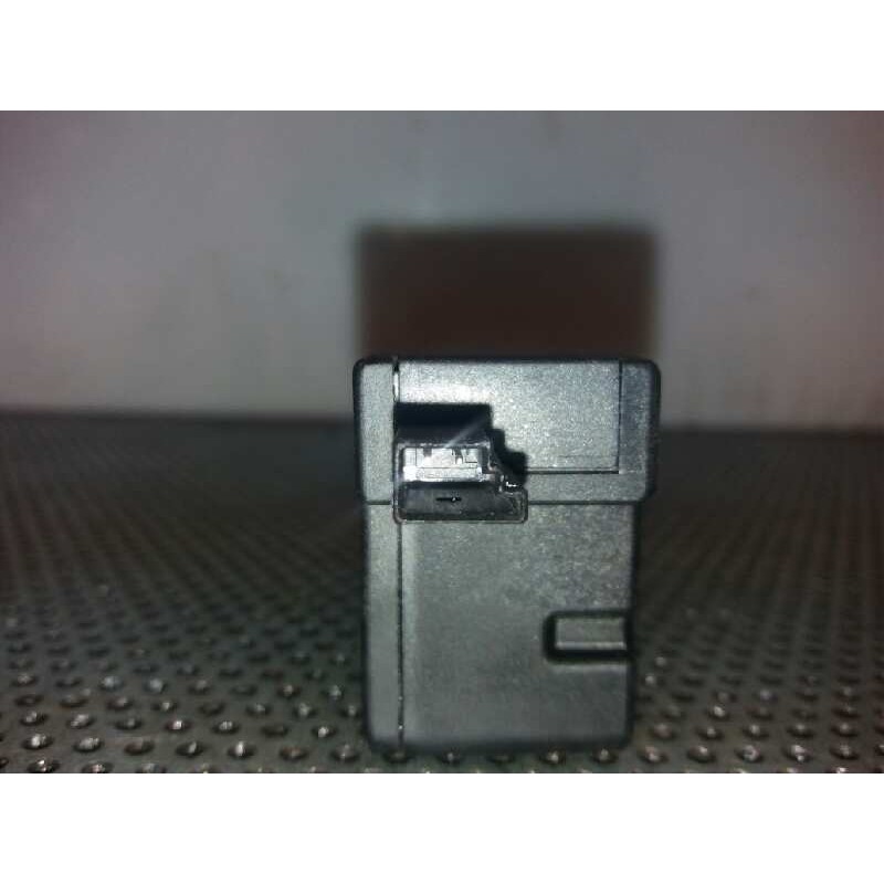 Recambio de motor cierre tapa combustible para bmw serie 3 berlina (e90) 320d referencia OEM IAM - Negro 2