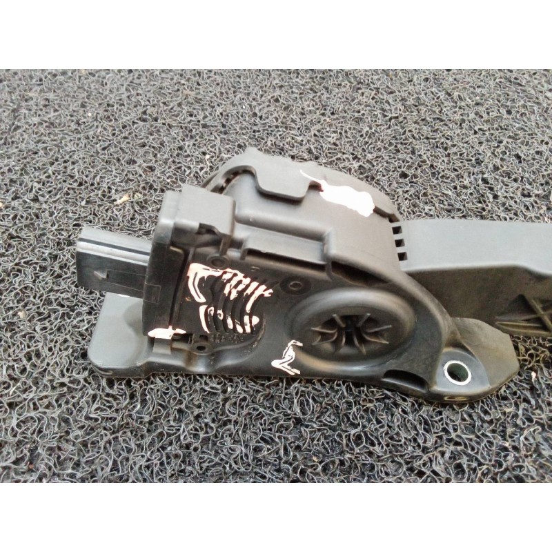 Recambio de potenciometro pedal para ford c-max trend referencia OEM IAM AV619F836AB - Blanco 3