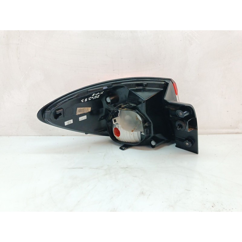 Recambio de piloto trasero derecho para renault captur zen referencia OEM IAM 265509762R - Blanco 3