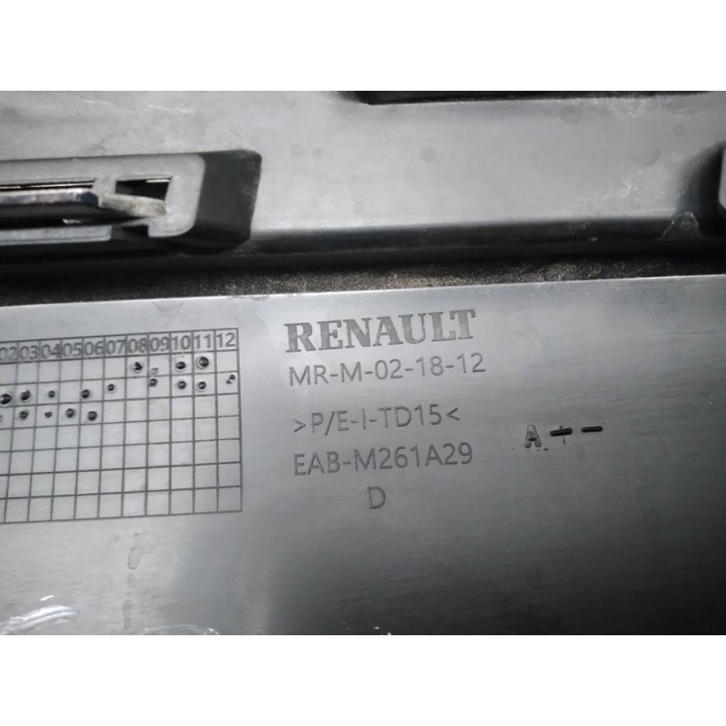 Recambio de rejilla paragolpes derecha para dacia sandero iii stepway comfort referencia OEM IAM M261A29 - Rojo 3