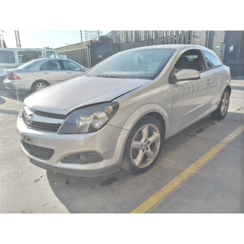 opel astra gtc del año 2007