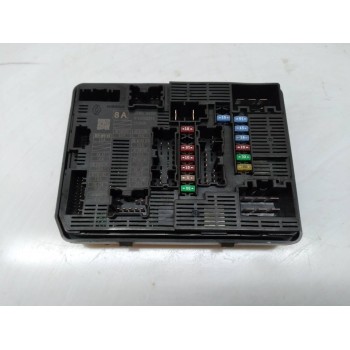CAJA RELES / FUSIBLES 284B64435R N1660003YA 