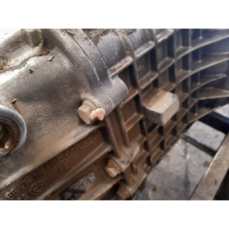 Recambio de caja cambios para ford transit, combi 1995 2.5 diesel referencia OEM IAM - Blanco 9