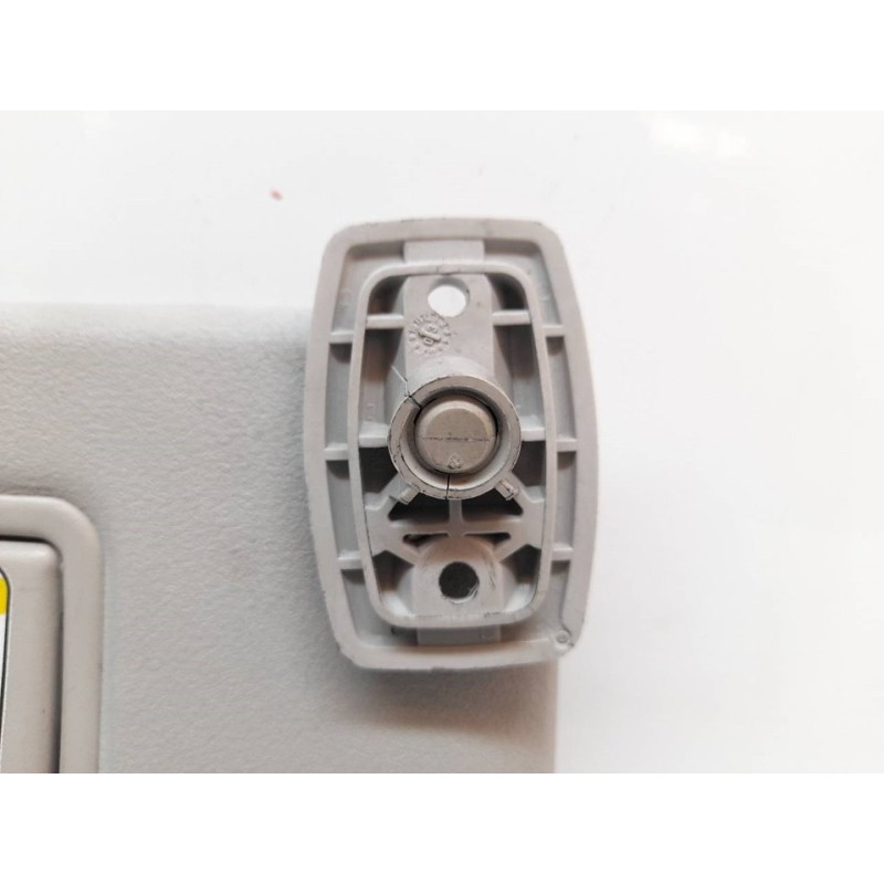 Recambio de parasol derecho para citroën c2 vtr referencia OEM IAM - Negro 4