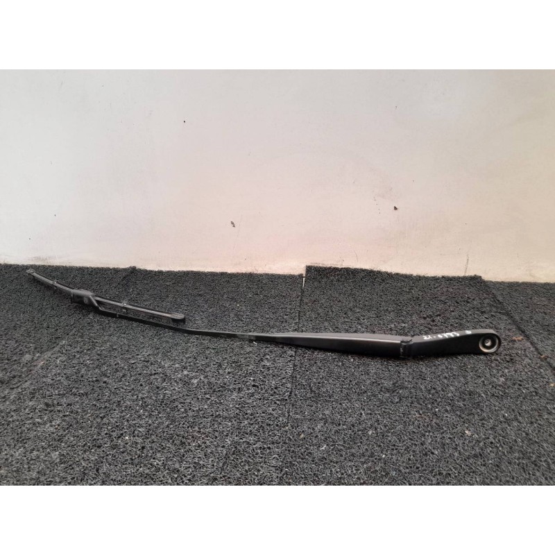Recambio de brazo limpia delantero derecho para jaguar xe prestige referencia OEM IAM GX7317527BC  