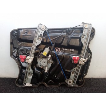 ELEVALUNAS DELANTERO IZQUIERDO 807318J015 