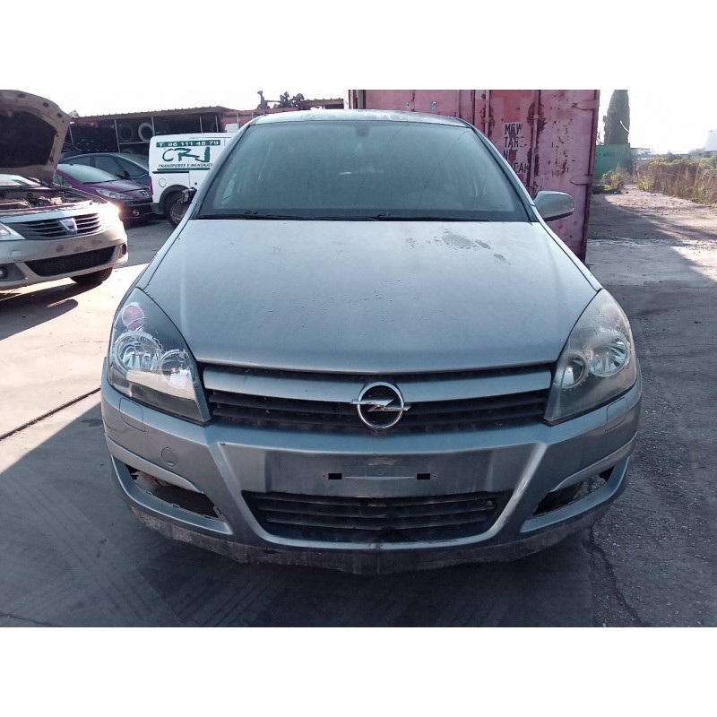 opel astra h berlina del año 2004
