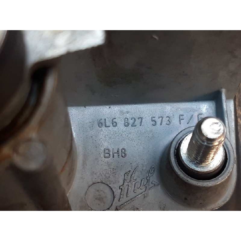 Recambio de maneta exterior tapa maletero () para seat cordoba berlina (6l2) reference referencia OEM IAM 6L6827573 2